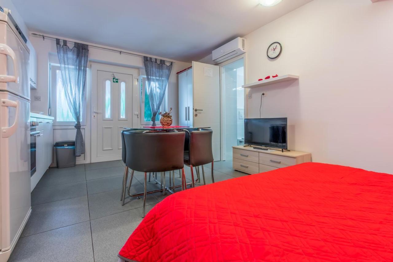Studio Crikvenica 5478B 外观 照片